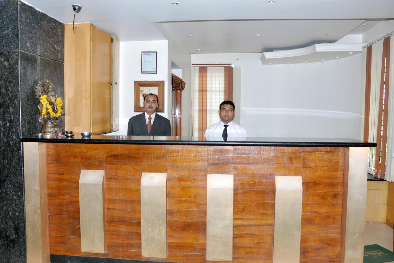 Hotel Rajsangam International Badami Zewnętrze zdjęcie